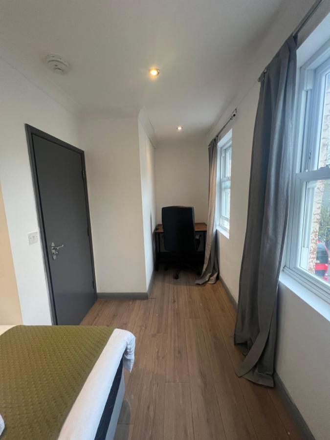 3 Bedroom Flat In King's Cross, St Pancras's. 8 People * Londra
